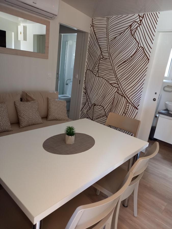 Mobile Home Agava Biograd Na Moru Ngoại thất bức ảnh